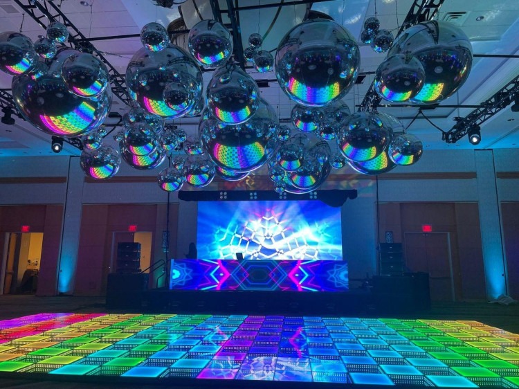 Infinity Dance Floor 14 Ft. x 16 Ft. Infinity Dance Floor 14 Ft. x 16 Ft.